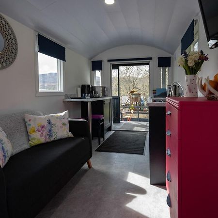 The Carriage Villa Fort William Bagian luar foto